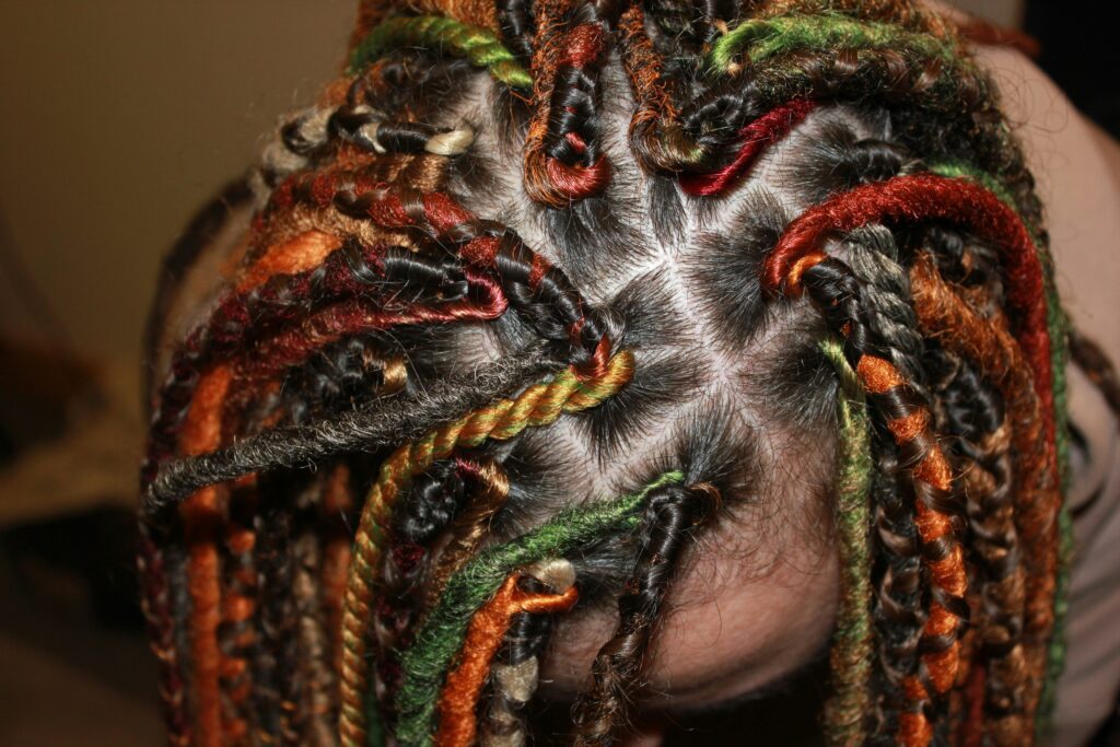 blog-43-human-hair-synthetic-dreadlock-material-comparison copy.jpg Human hair and synthetic dreadlock extension materials compared